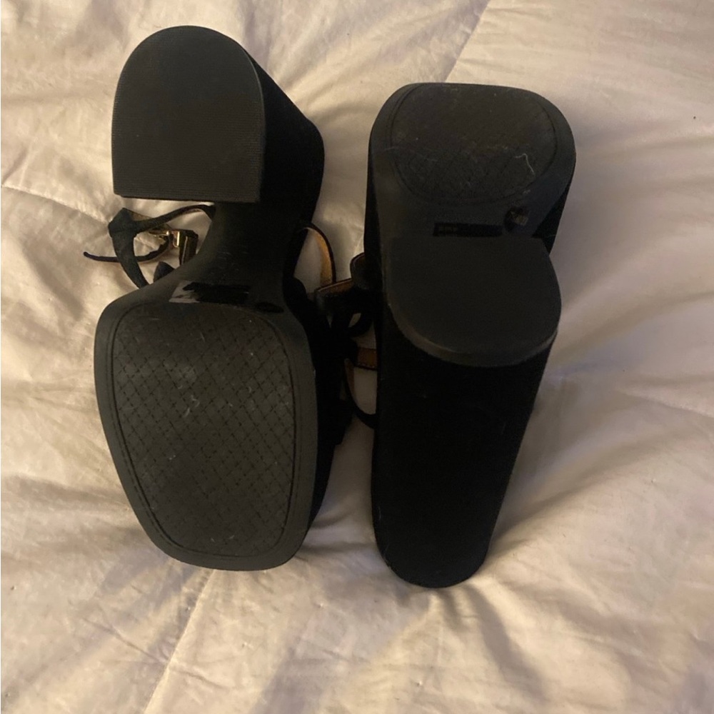 Jessica Simpson platform heels - Picture 4 of 6